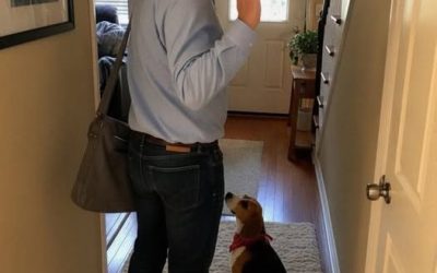 Mi esposo dijo que estuvo trabajando hasta tarde durante tres años para ahorrar para el fondo universitario de nuestra hija – Hasta que su jefe me dijo que él no había ido a trabajar en meses