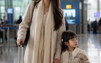 Mi esposo nos abandonó en el aeropuerto para irse con su asistente… nueve días después descubrió que yo había desaparecido