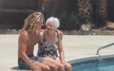 Un joven comenzó a visitar a mi vecina de 83 años. Un día, entré en su casa y me horroricé.